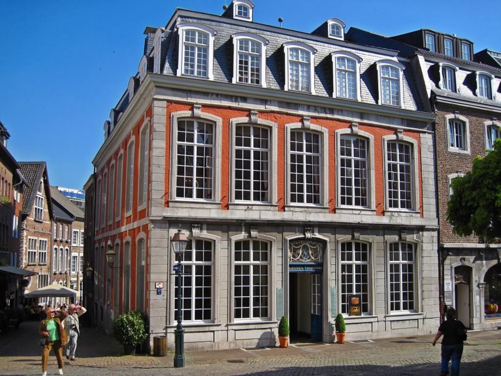 Hotel Platinium Aachen Exteriör bild