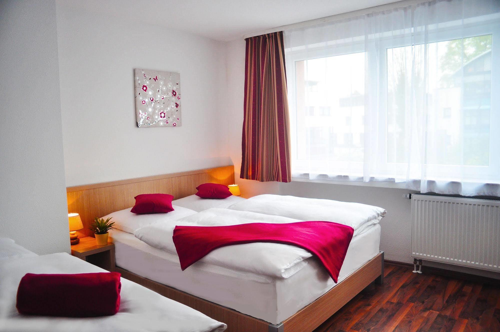 Hotel Platinium Aachen Exteriör bild